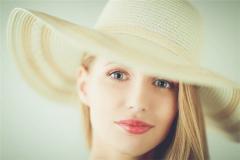 女人胸前有痣代表什么