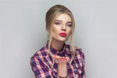 女人带什么招财